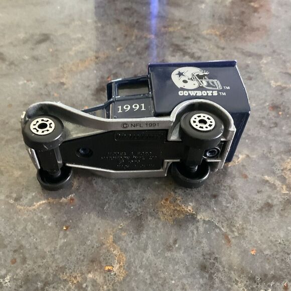 1991 Matchbox NFL Team Collectible Dallas Cowboys 1979 Model A Ford no box used - Picture 3 of 8